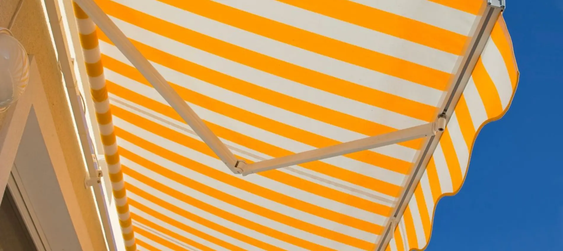 Comment réparer un store banne ?