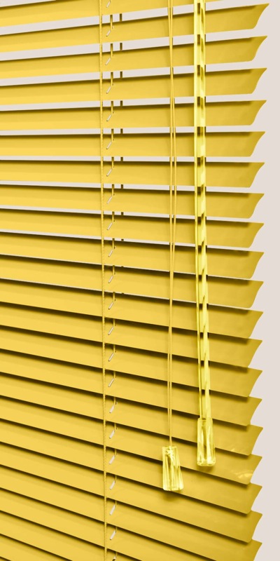 Vénitien aluminium jaune ambiance rétro