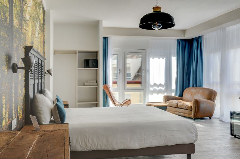 Voilage unis pour chambre hotel