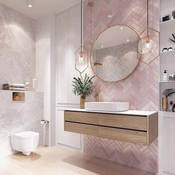 Salle de bain avec touche de rose