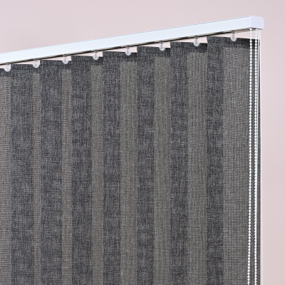 Rideau californien à bandes verticales, solution élégante et pratique pour intérieur