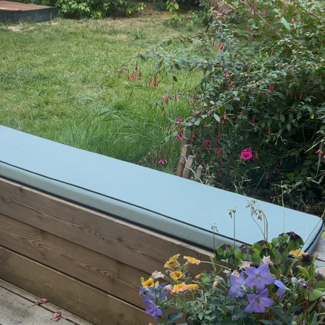 Coussin banquette extérieur anti tache vert d'eau