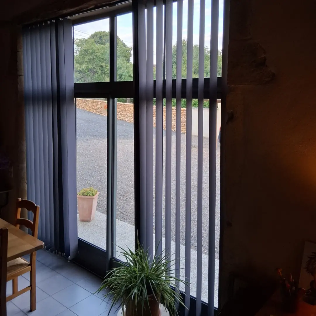 Store Californien Tamisant Uni gris souris - ouvert