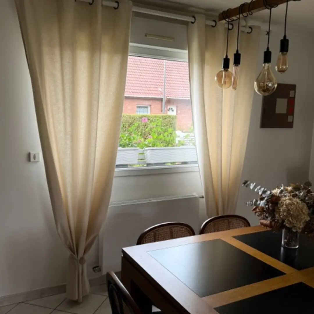 Rideau tamisant uni salle à manger