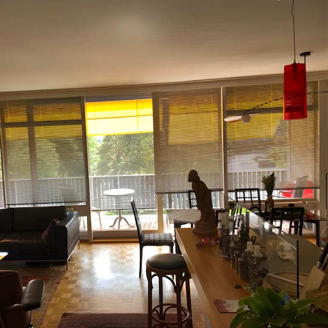 Stores vénitiens alu salon appartement