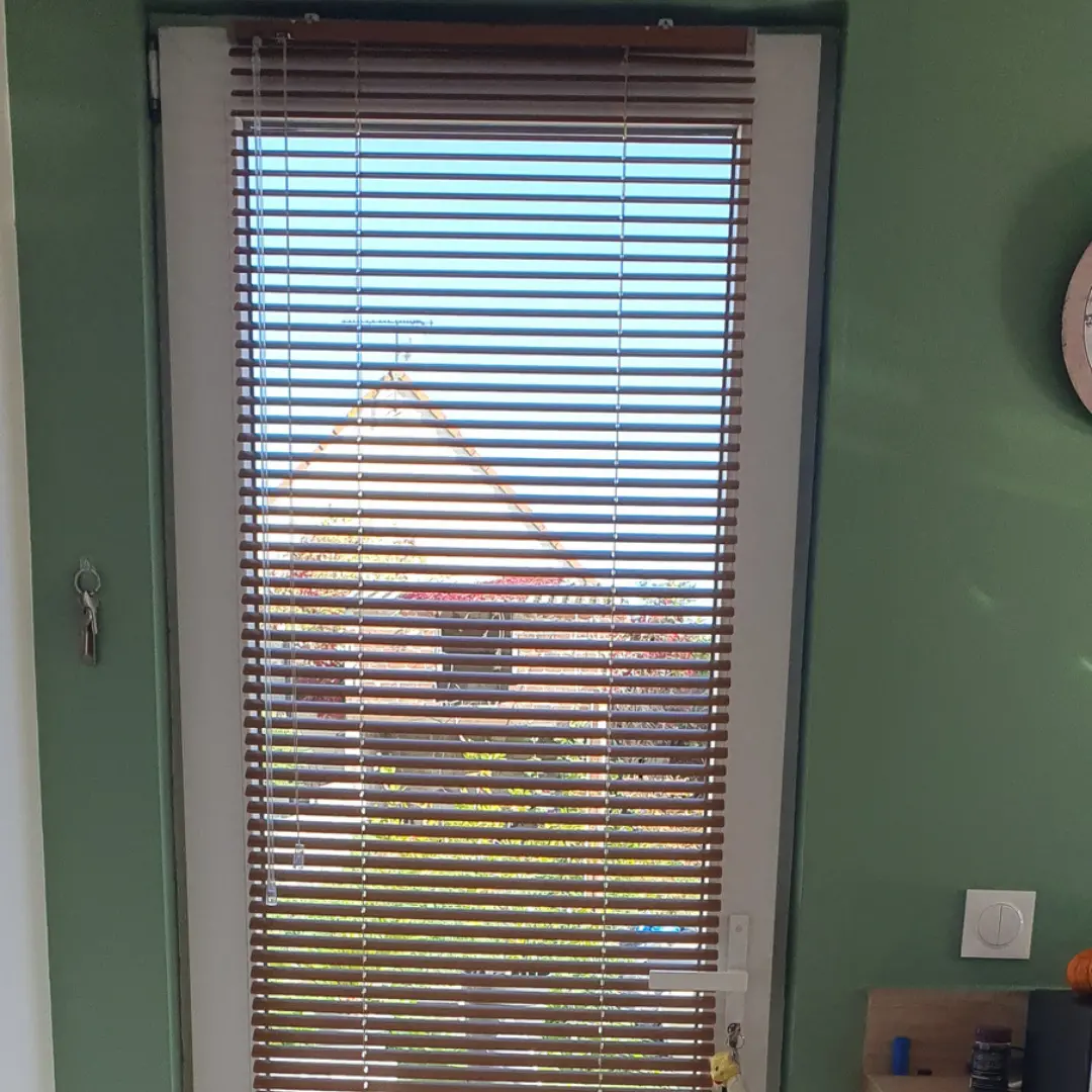 store alu porte fenêtre
