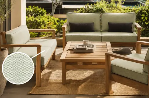 coussin banquette extérieur maille gris clair sur salon de jardin contemporain
