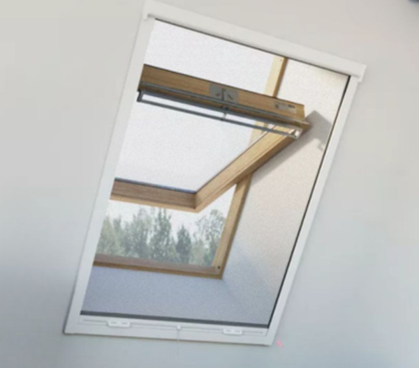 Moustiquaire VELUX ZIL M06 Sur Mesure, Grise, Facile à Poser (78x118 Cm) - Occasion