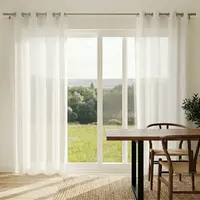 Rideau voilage uni salon lumineux