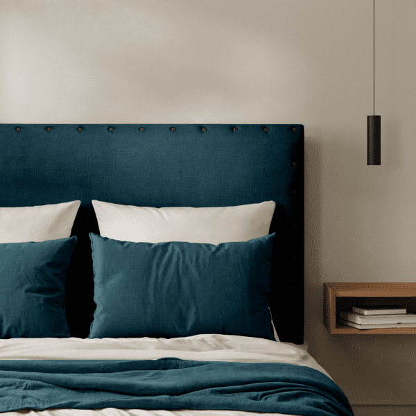 Tête de lit cloutée Velours Bleu Nuit