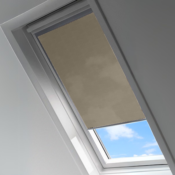 Store tamisant sur mesure pour fenêtre de toit