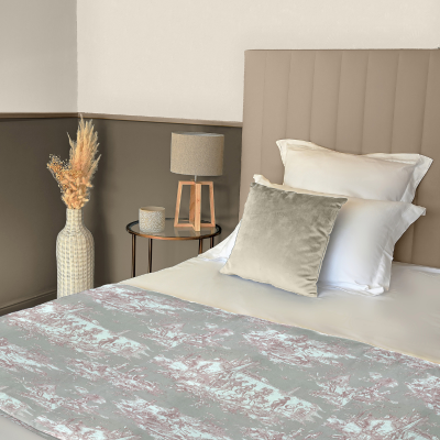 Chemin de Lit Toile de Jouy Rose