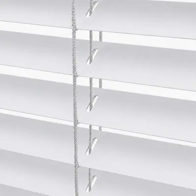 blanc-mat-venitien-alu_liste.webp