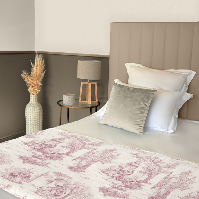 Chemin de Lit Toile de Jouy Vieux Rose