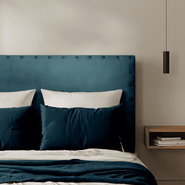 Tête de lit cloutée Velours Bleu maritime