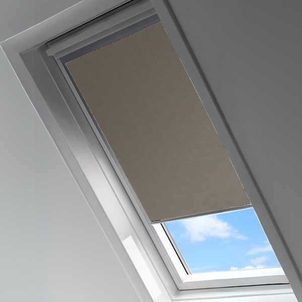 Store occultant pour fenêtre inclinée - polyester - fabrication française - design épuré - durable et élégant