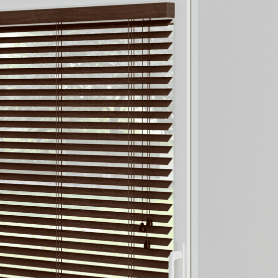 Store venitien bois avec galon - bois tilleul satiné - sur mesure - fabrication française - design épuré - durable et élégant