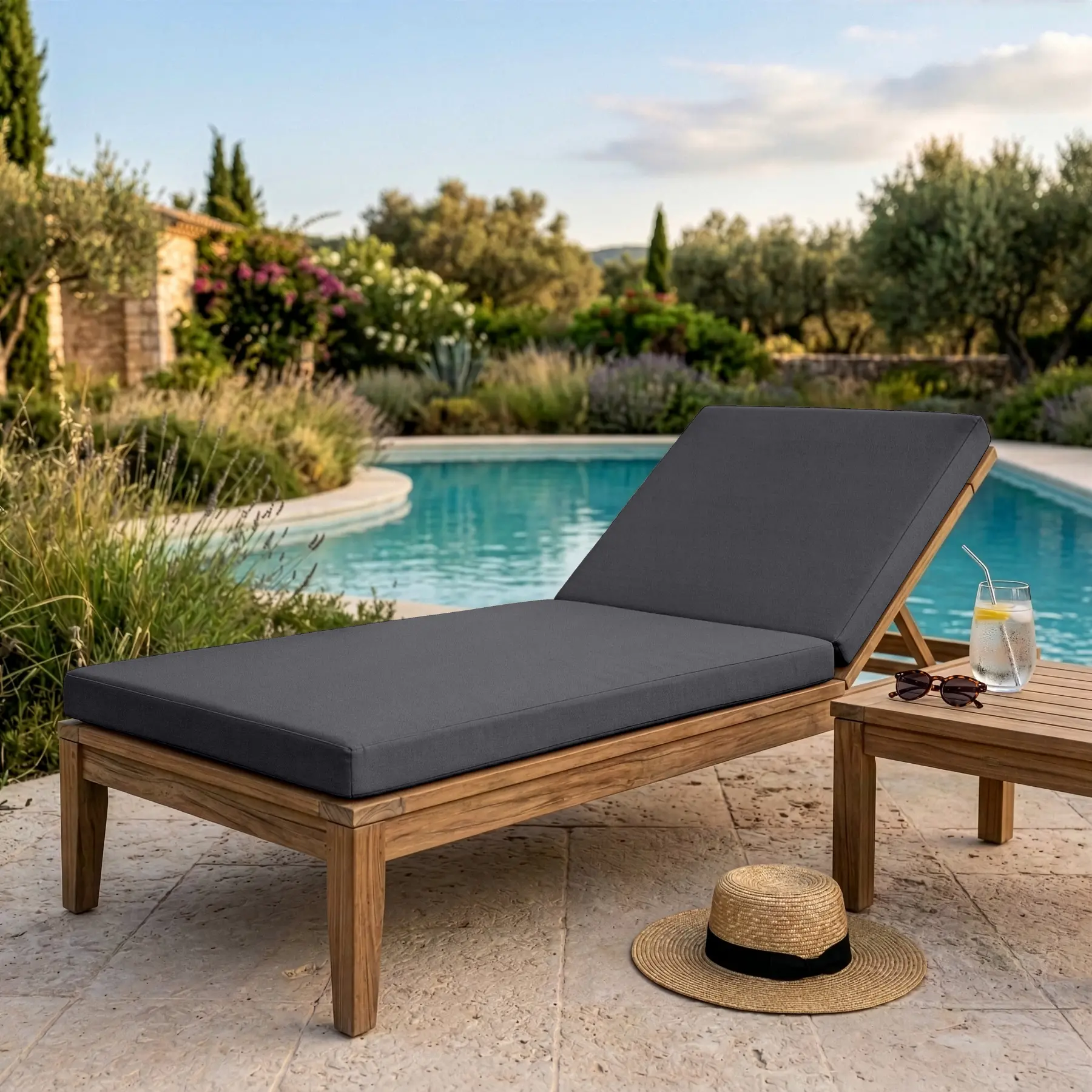 Coussin bain de soleil - Coloris gris souris Sunbrella® - Coussin extérieur déperlant - Anti-uv et anti-tache - Idéal terrasse et piscine