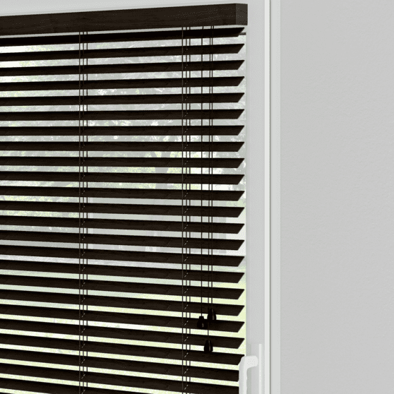 Store vénitien bois wengé ébène - bois tilleul satiné - sur mesure - fabrication française - design épuré - durable et élégant - design épuré