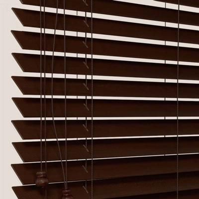 Store vénitien bois noir - bois tilleul satiné - sur mesure - fabrication française - design épuré - durable et élégant - fabrication française