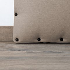 Posée au sol avec patins